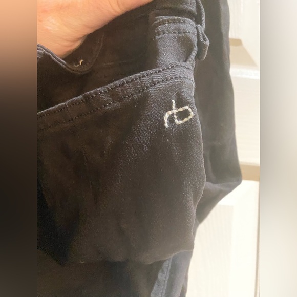 NWOT Nina High Rise Ankle Skinny - Black - Picture 8 of 16